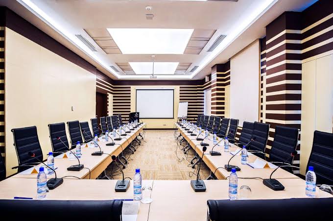 Salle de conférence du Golden Tulip Le Diplomate, Cotonou